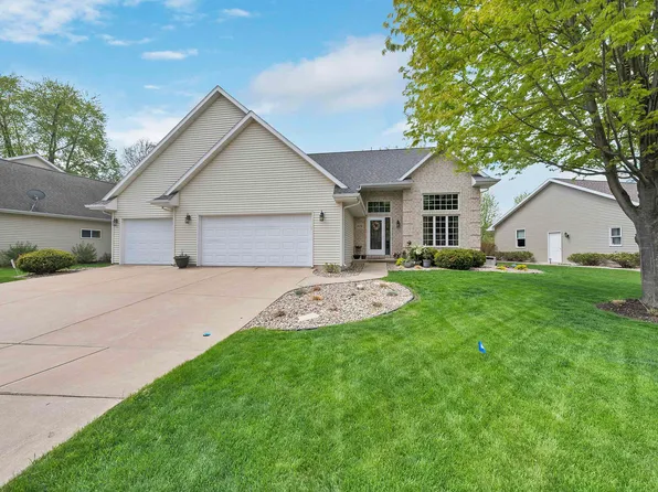 2176 Yahara Cir, De Pere, WI 54115