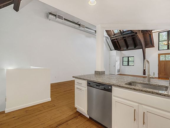 5th image of 157 Beale St APT 2