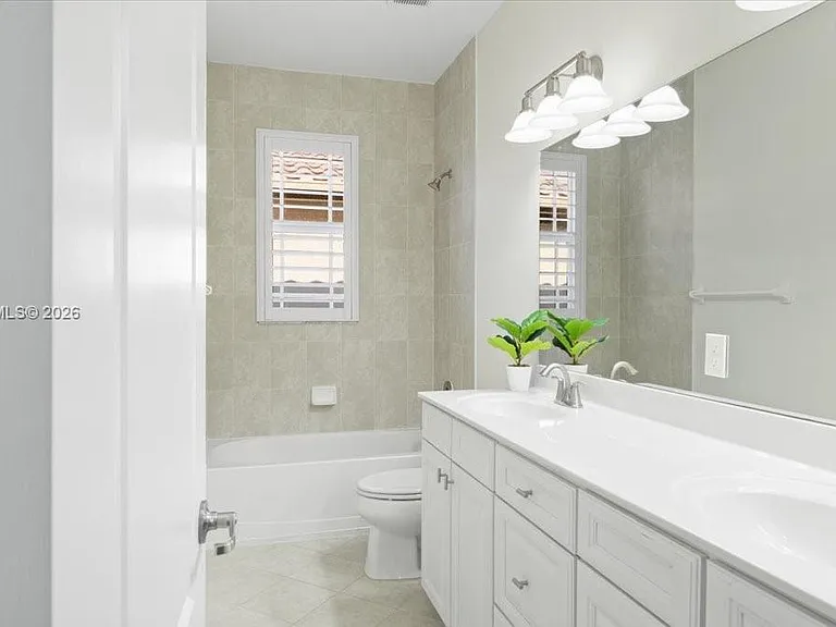 8610 Lakeside Bnd — Photo 36