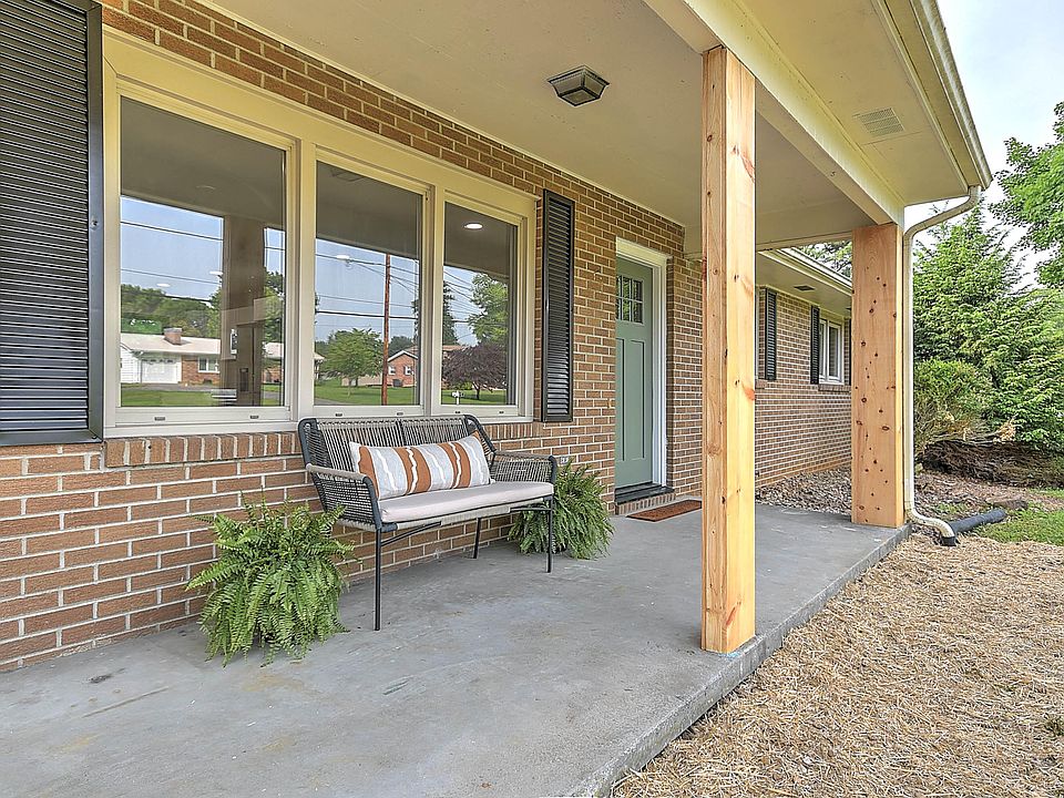 824 Gray Station Sulphur Springs Rd, Jonesborough, TN 37659 Zillow