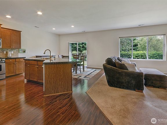 4th image of 7905 152nd St Ct E