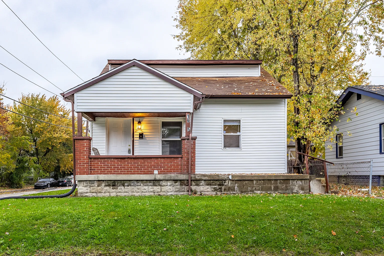 1655 N Temple Ave photo 1