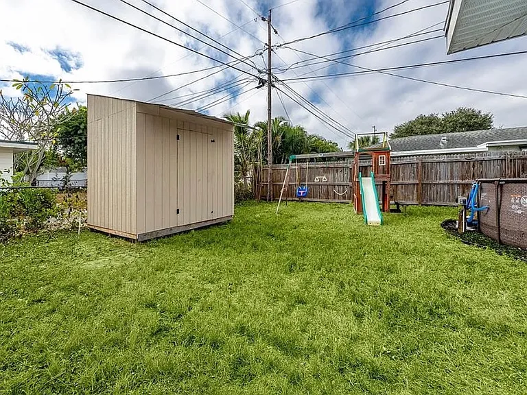 8920 109th Ln — Photo 31