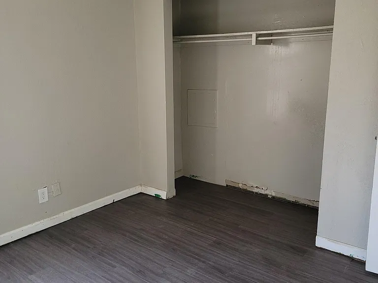 526 E Ute St — Photo 4