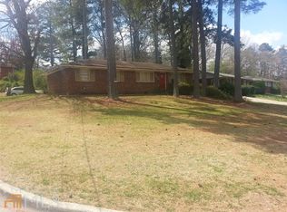 2750 Carriage Ln, Atlanta, GA 30349