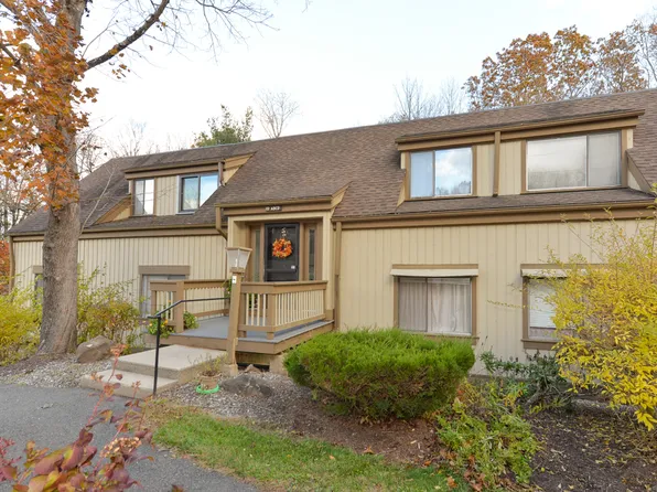 69 Heritage Village #D, Southbury, CT 06488