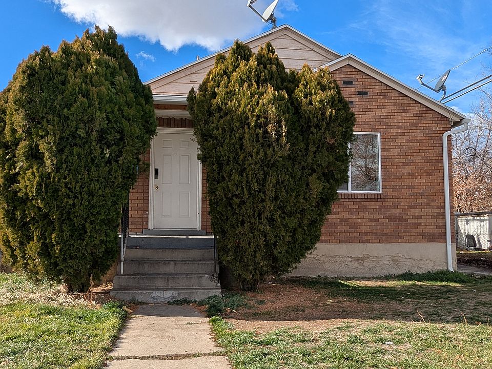 1st image of 426 S Navajo St