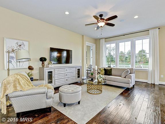 5th image of 2453 Sophia Chase Dr