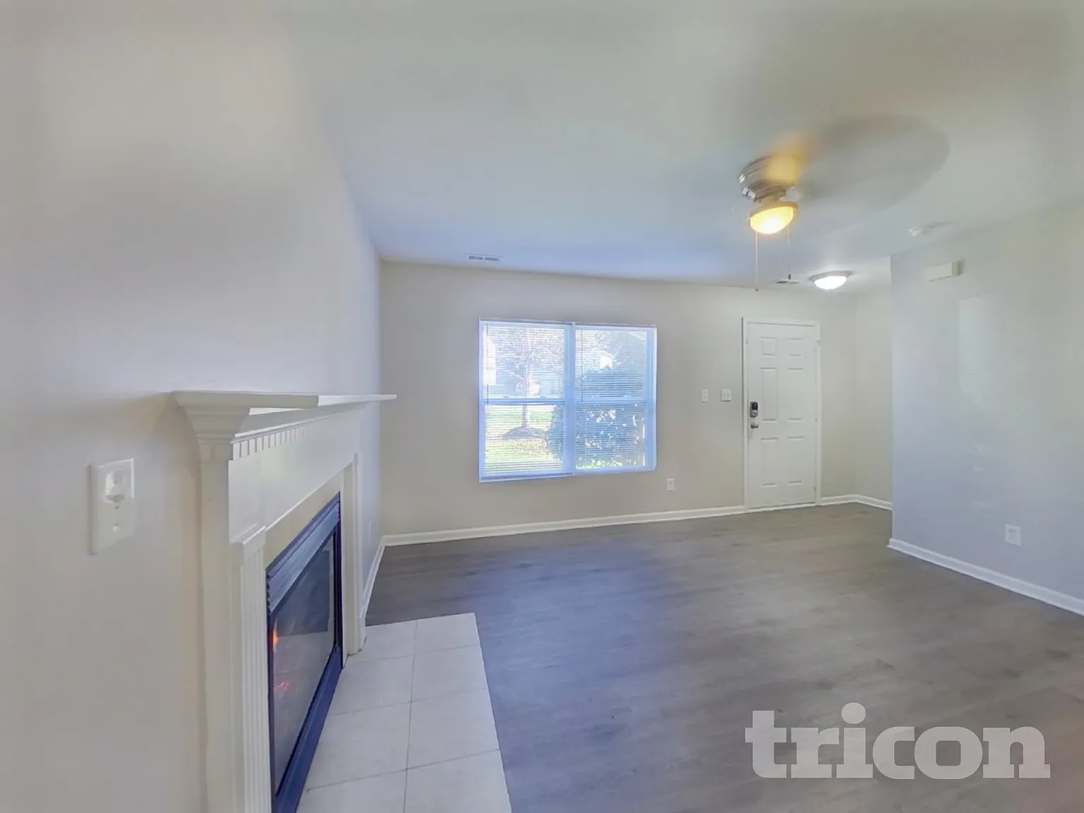 1106 Stonehenge Lane Charlotte NC — Photo 2