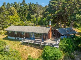 16920 Ocean Dr, Fort Bragg, CA 95437