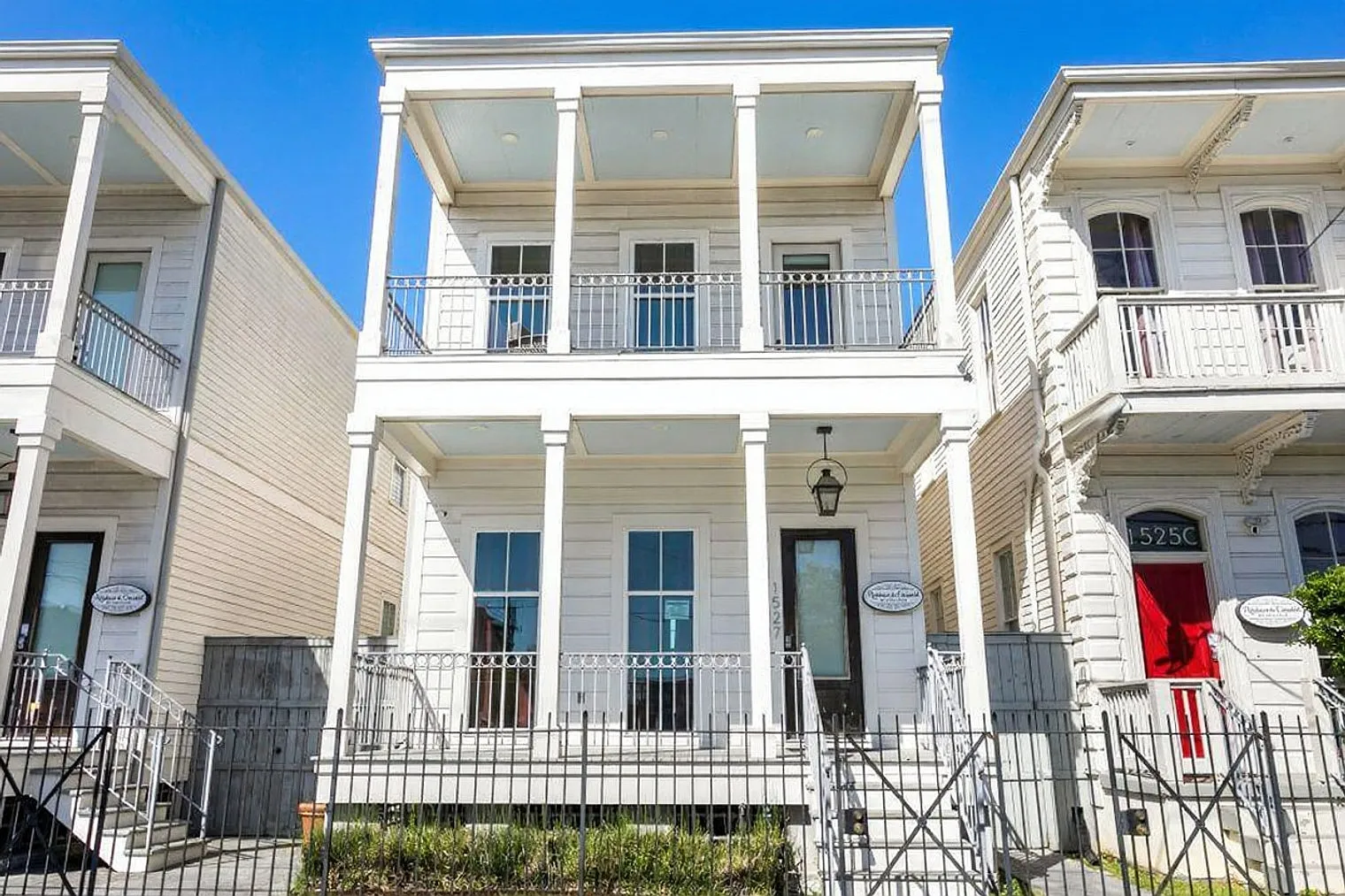 3 bed, 3.0 bath, 1496 sqft, $8,871 — Photo 4
