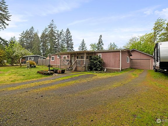 3rd image of 480 NE Matthew Drive