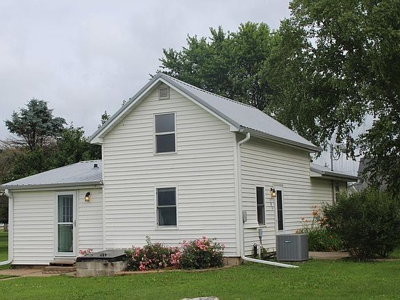 2nd image of 103 Lincoln St