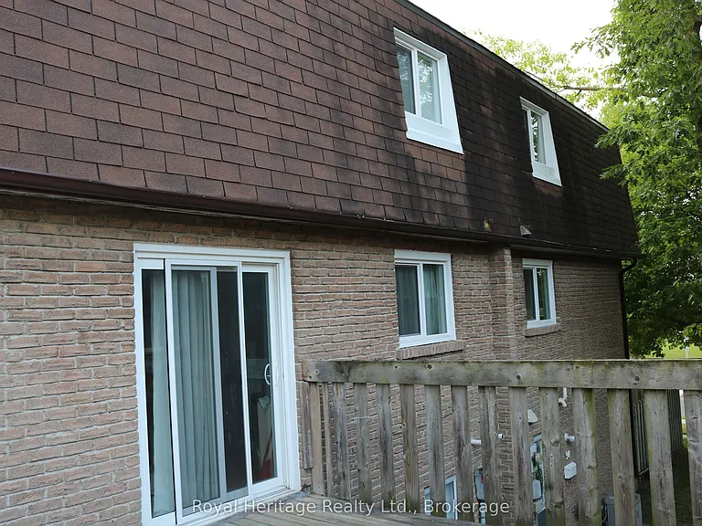 320 Blackthorn St #89 — Photo 5