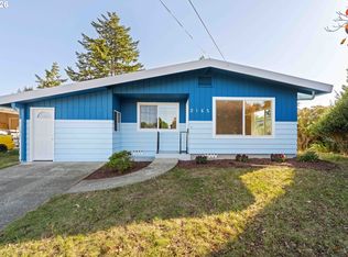 2165 Lewis St, North Bend, OR 97459