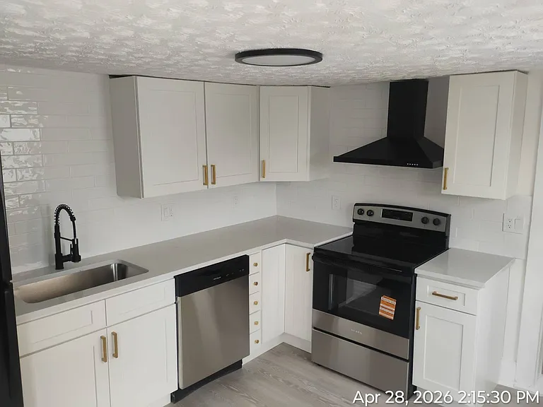 4309 Gifford Ave — Photo 30