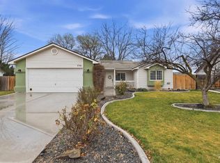 7301 E Nottingham Ln, Nampa, ID 83687