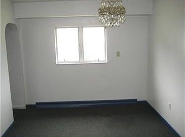 3rd image of 425 Pittsburgh St