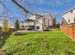 717 N Sierra Madre Ct SW, Calgary, AB T3H 3J1