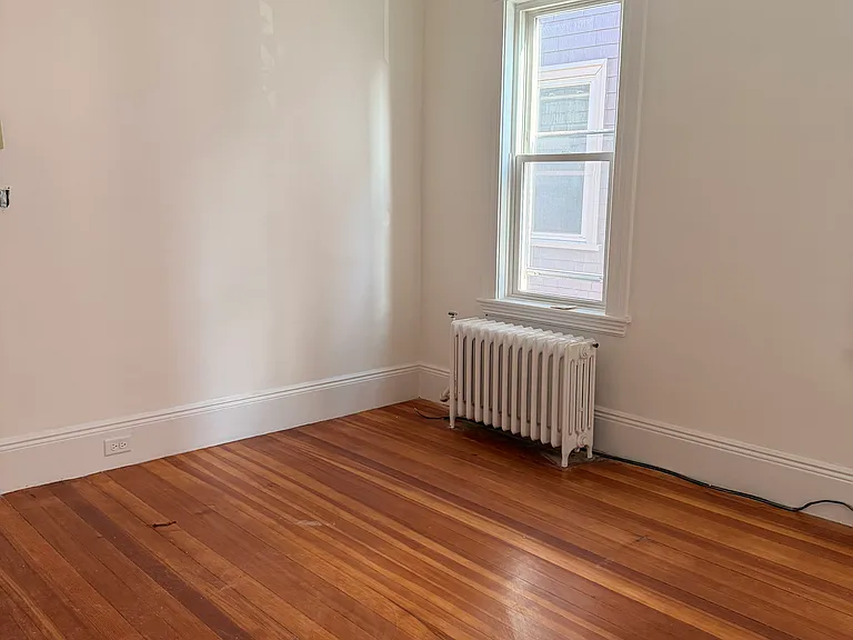 8 Dawes St #1 — Photo 5