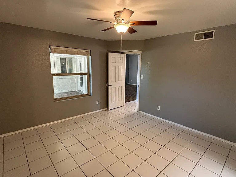 15801 N 29th ST, Unit 1, Phoenix, AZ 85032 — Photo 12