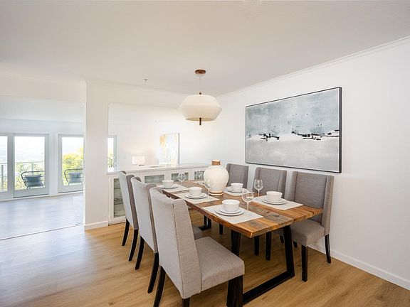 5th image of 631 Pointe Pacific APT 6