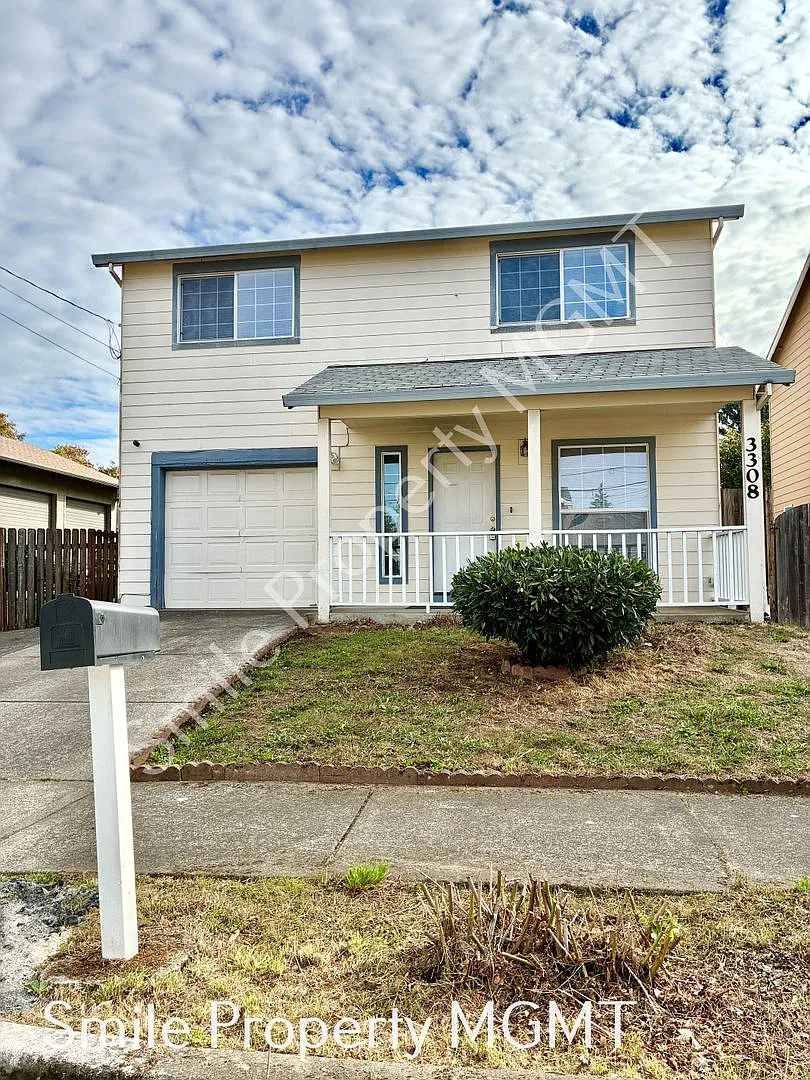 A beautiful 2-story single house with 4 bedrooms & 2.5 bathrooms! — Photo 2