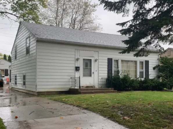 239 E Delwood St, Morton, IL 61550