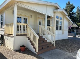 72 N Napa Dr, Petaluma, CA 94954