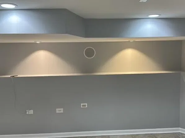 2323 N Kedvale Ave #Basement, Chicago, IL 60639
