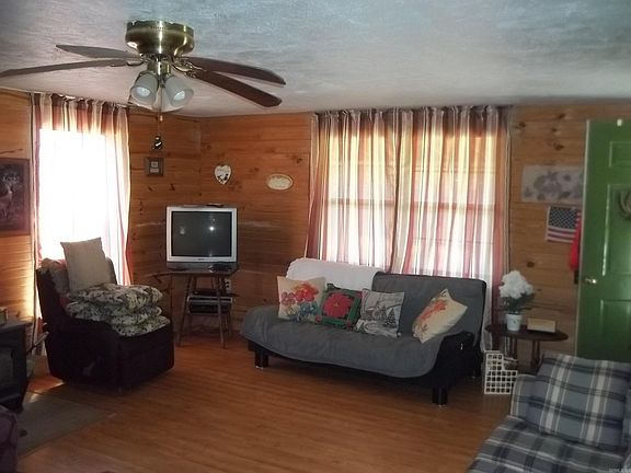 3rd image of 1013 Polk Rd #23
