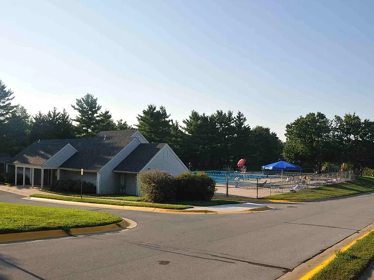 Forest View Pl — Photo 10