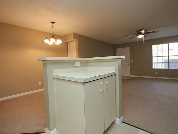 2nd image of 380 Lakepointe 203 Dr