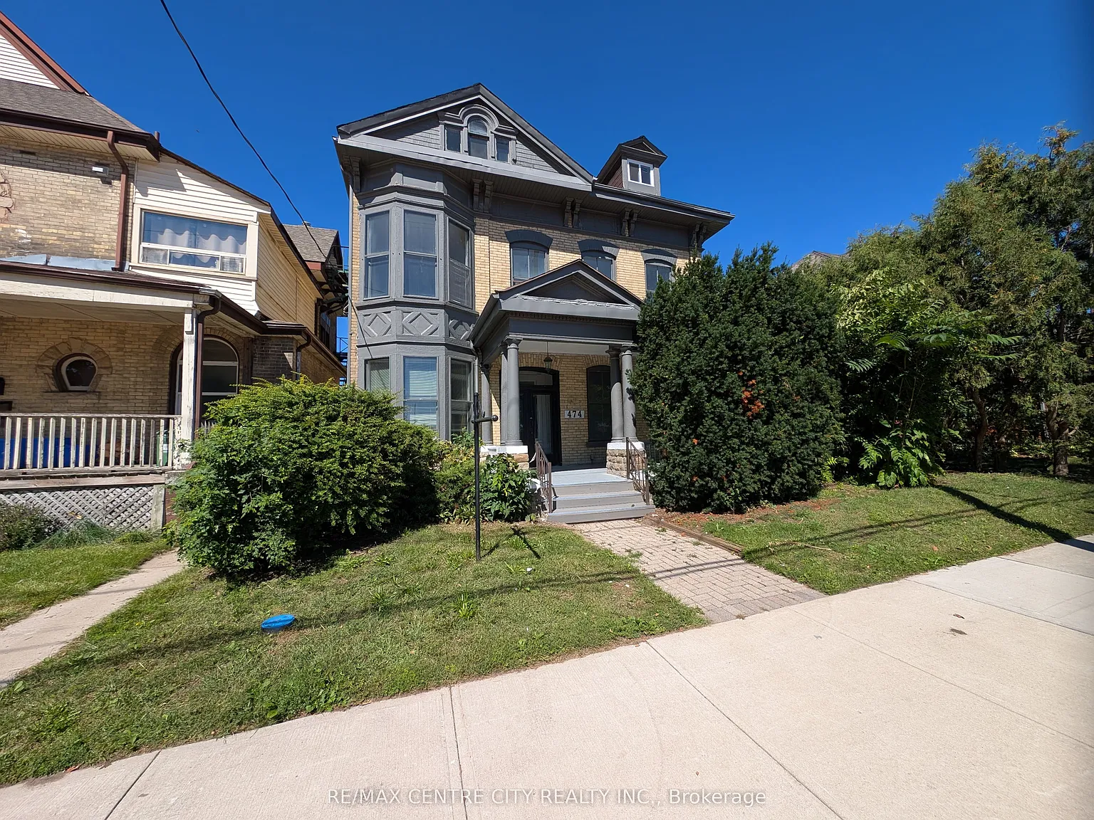 4 bed, $2,295 — Photo 1