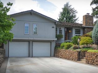 824 Carriage Hill Dr, Yakima, WA 98908