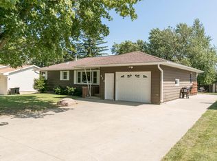 414 4th Ave SE, Stewartville, MN 55976