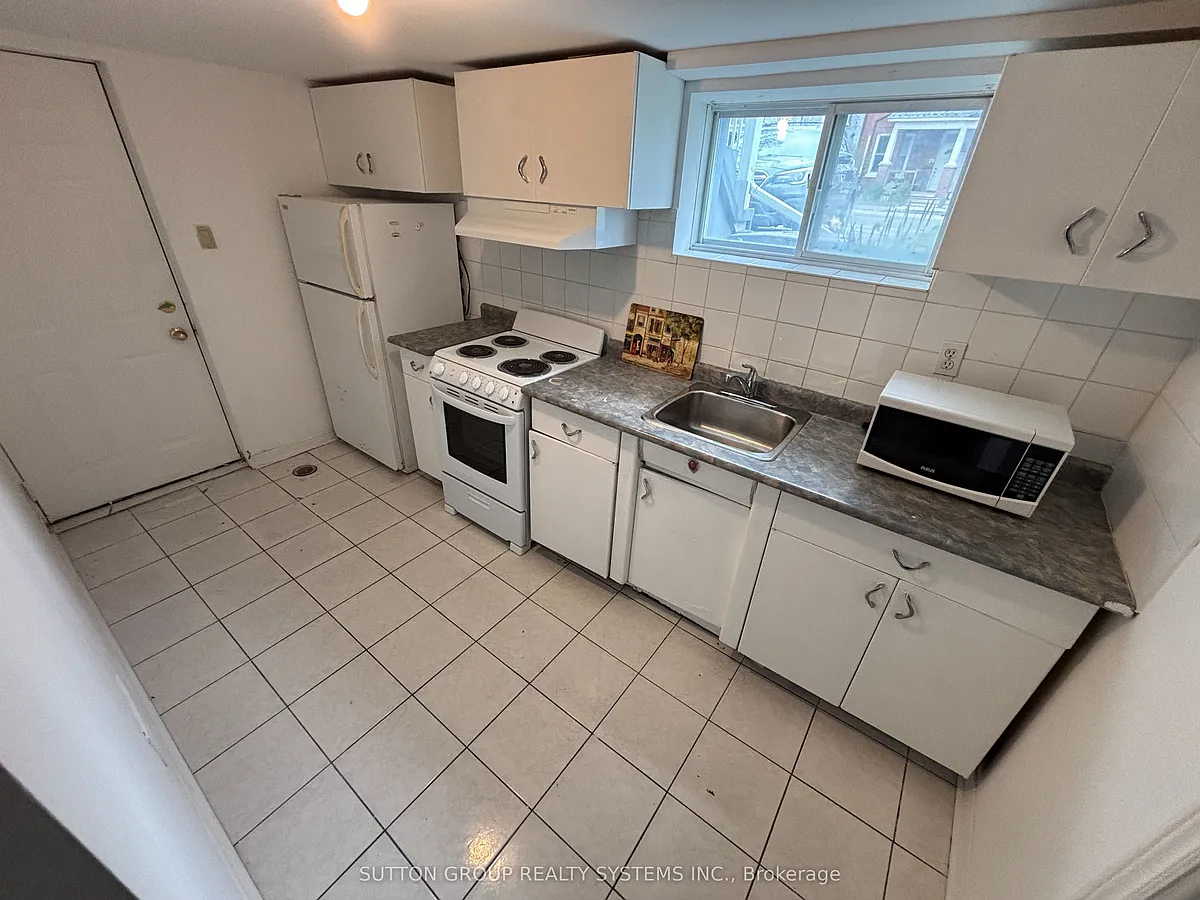 Building Photo - 83 Dawes Rd #BASEMENT-B1