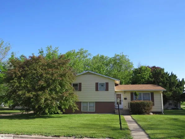 206 Beneke St, Pocahontas, IA 50574