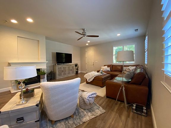 5th image of 3813 Rue Dr