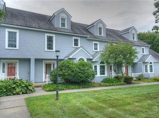 380 Meridian Street Ext APT 12, Groton, CT 06340