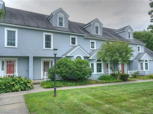 380 Meridian St Extension #12, Groton, CT 06340