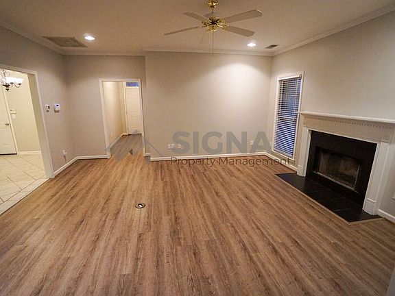 5th image of 944 Greystone Highlands Cir