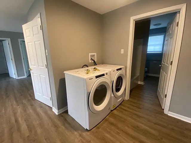 2117 E High St #4 — Photo 5