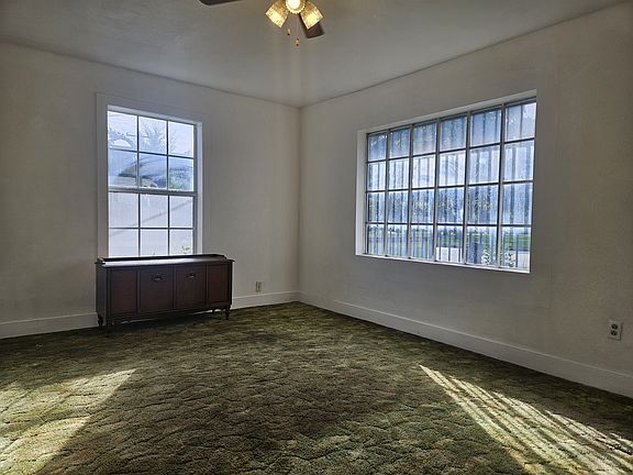 3rd image of 4117 Parrish Rd