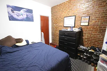 Rented by Dynamik Realty