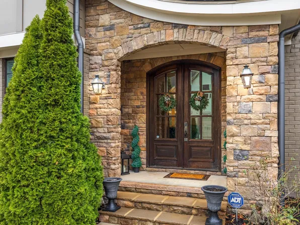 1807 Argyle Ct, Ooltewah, TN 37363