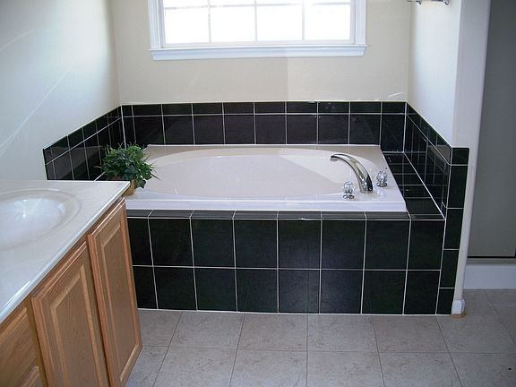 5th image of 12518 Sherwood Forest Dr