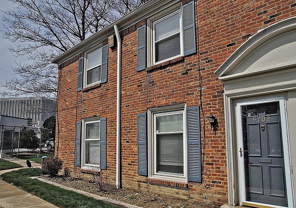 1st image of 5702 York Dr