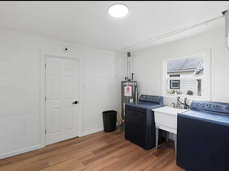 24645 Adlai Ave — Photo 5