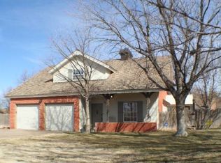 207 S Floydada St, Plainview, TX 79072